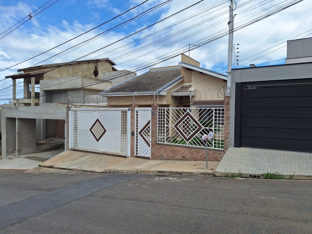 Casa - Venda - Residencial dos Lagos - Bragança Paulista - SP